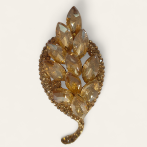 brooch 1552.png